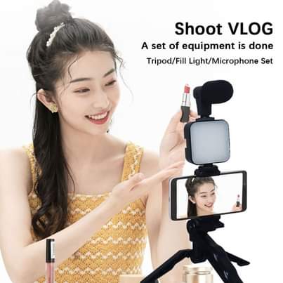 Microphone Vlogging Kit for Smartphone Camera Video Recording